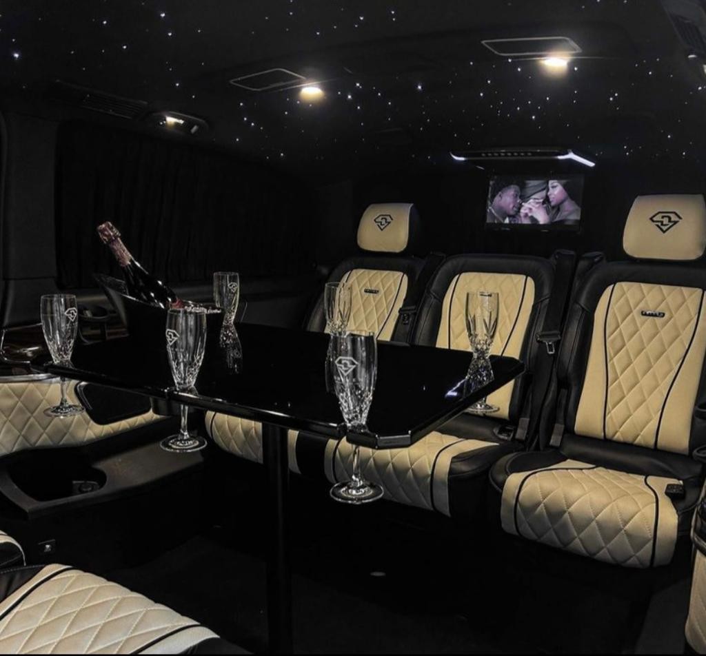 Minibuses and MPVs image 28