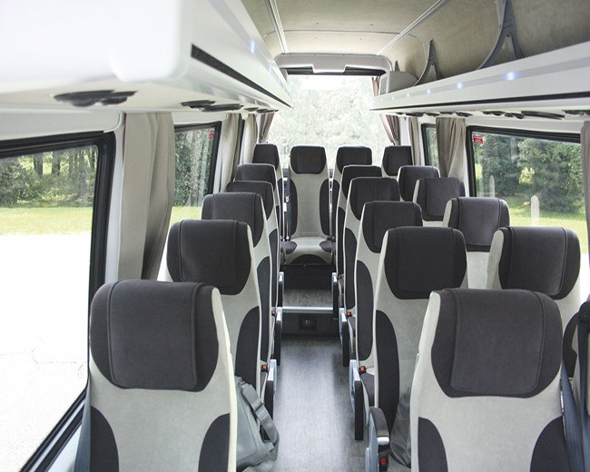 Minibuses and MPVs image 28