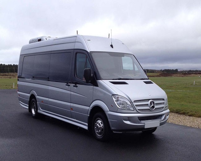 Minibuses and MPVs image 28